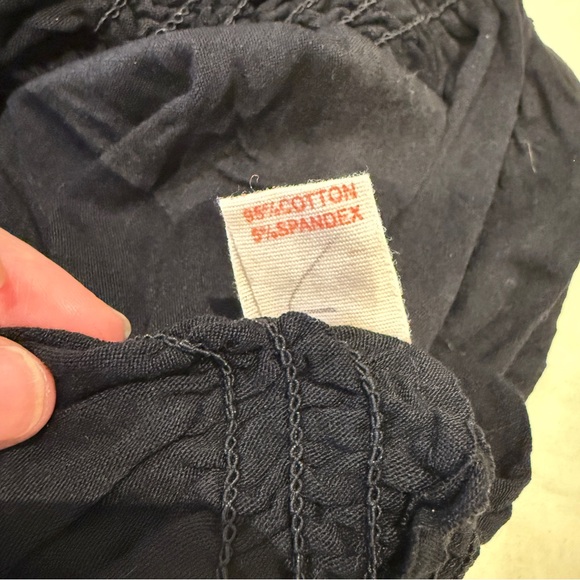 3/$15‼️ Elegant Black Ruched V-Neck Tank Top, One Size, Stretch Fit, Like New - Picture 7 of 11